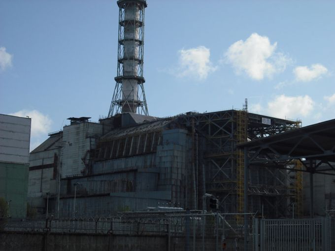 vemos el reactor y la planta de una manera mas detallada se ve que era muy grande en esa  epoca