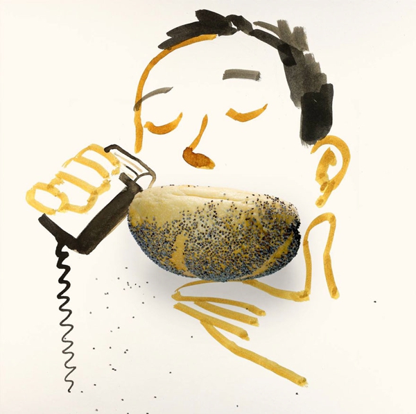 Un rostro de hombre en color amarillo rasurándose con una maquina de afeitar electrica
