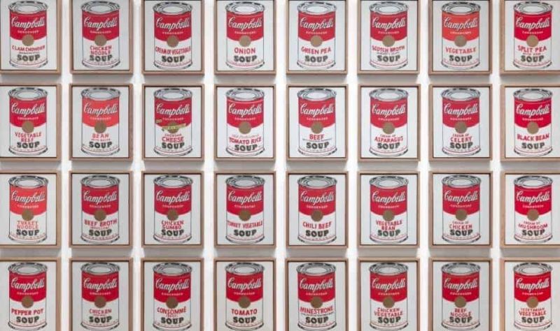 Muchos recuadros de sopa en lata en un mismo cuadro
