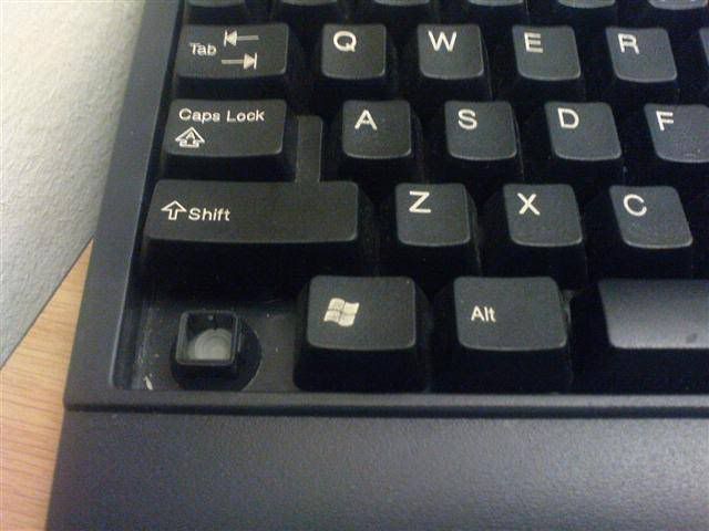 Un teclado de pc sin la tecla Ctrl