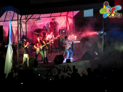 El Tour ZonaJ en el concierto Armenia se Escribe Sin H 4