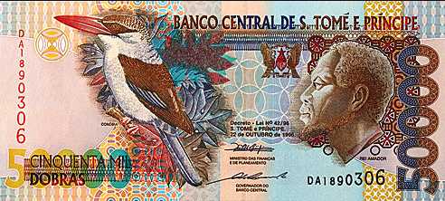 Tenemos un billete de  muchos colores fuertes y vemos un ave  de bellos colores y gran pico con denominación  de $50.000 dobras