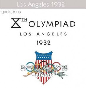 Vemos otro logo de las olimpiadas de1932 donde vemos los cinco aros entrelazados