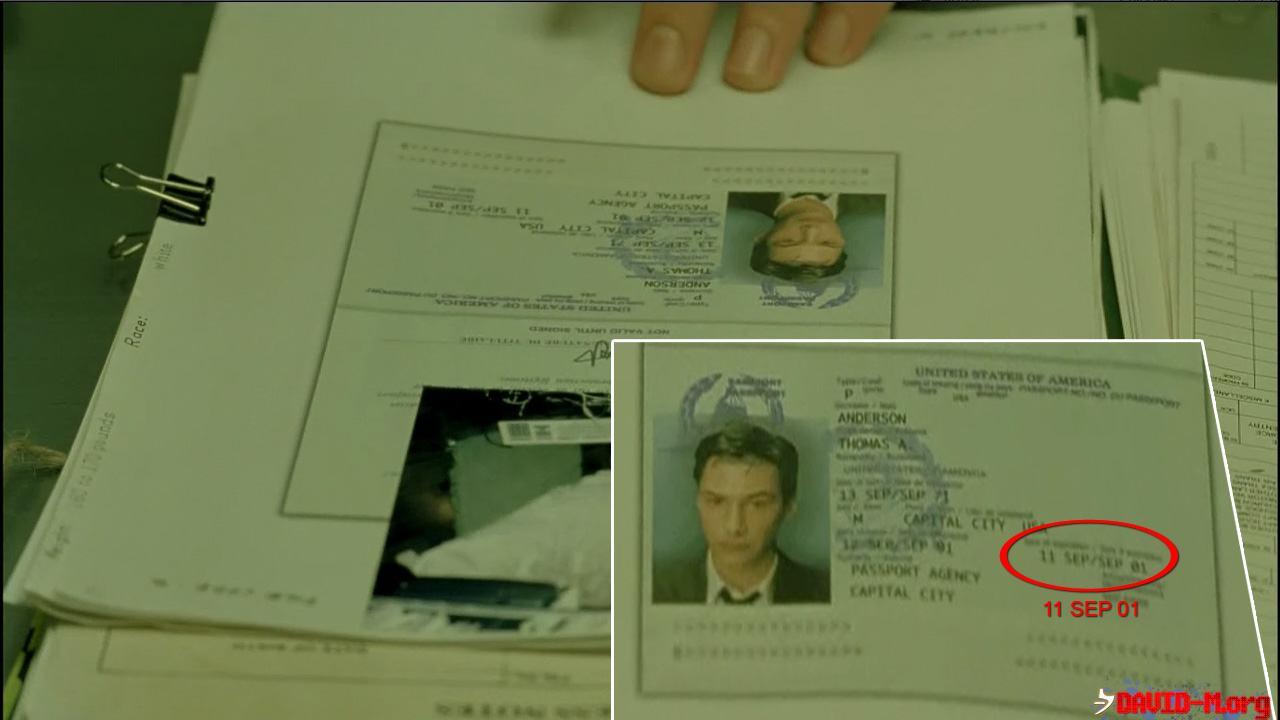 El pasaporte de Neo en Matrix expira el 11 de septiembre del 2001