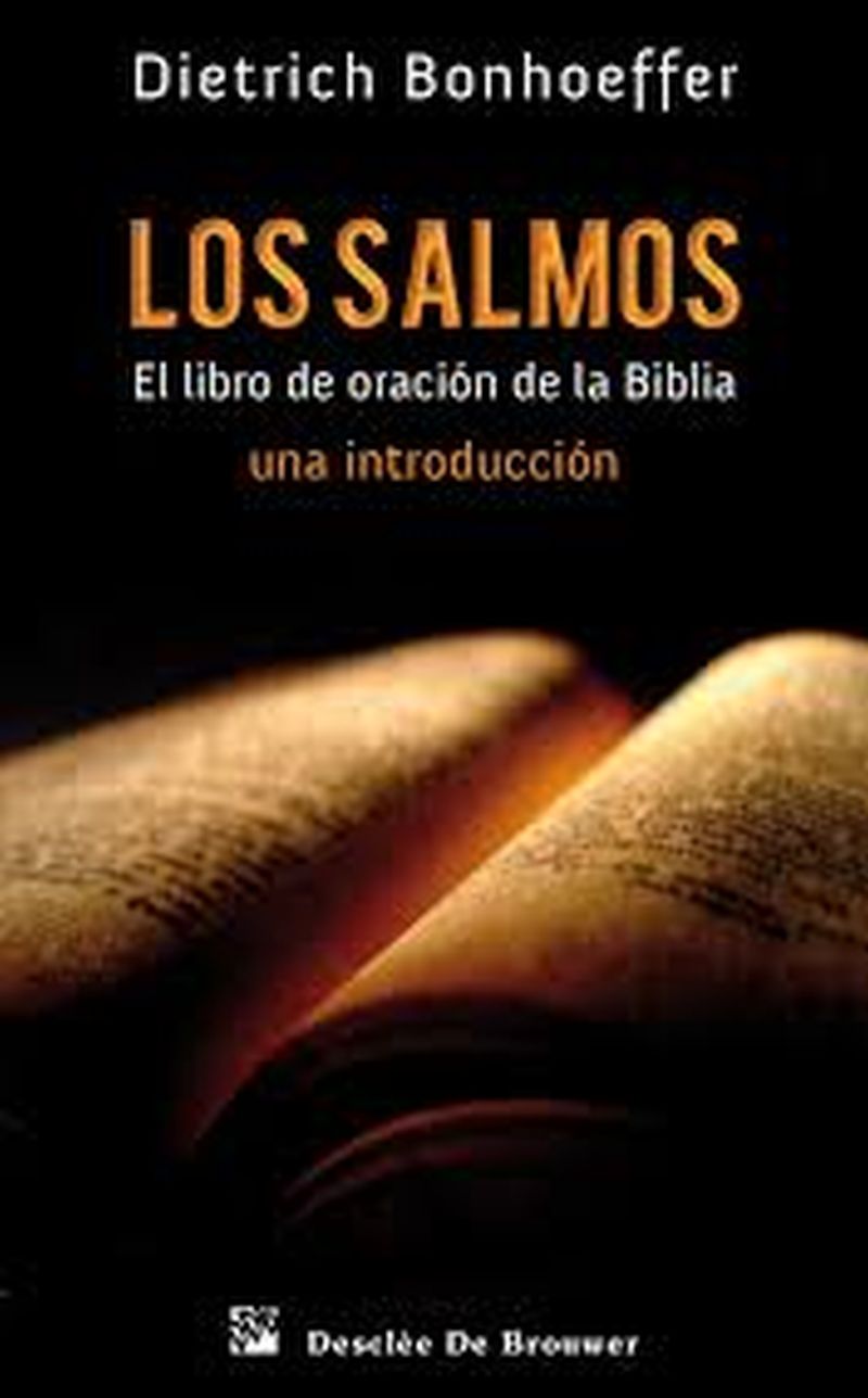 Caratula del libro con su titulo y mostrando una biblia