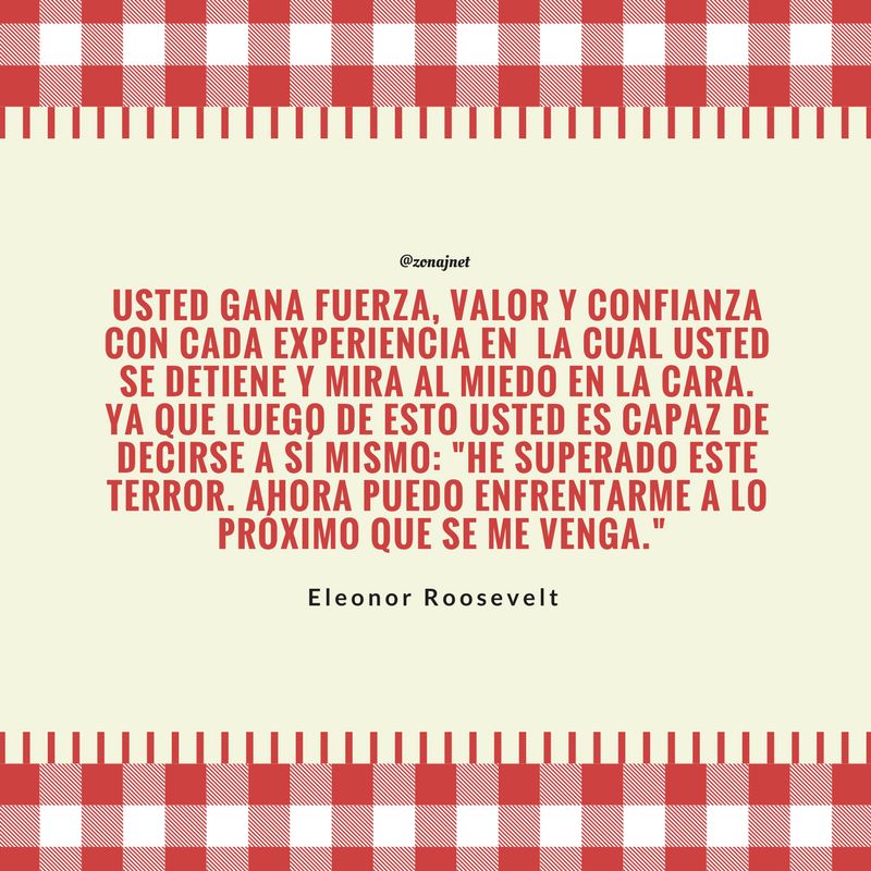 Un fondo color crema rodeado por el diseño de un mantel rojo clásico con flecos